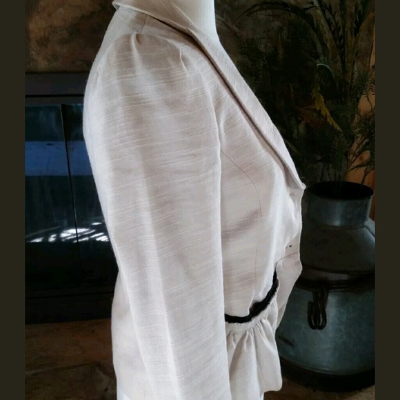 SOLD!!  R.E.D. Valentino Blazer/Jacket 42 Natural - Picture 4 of 8